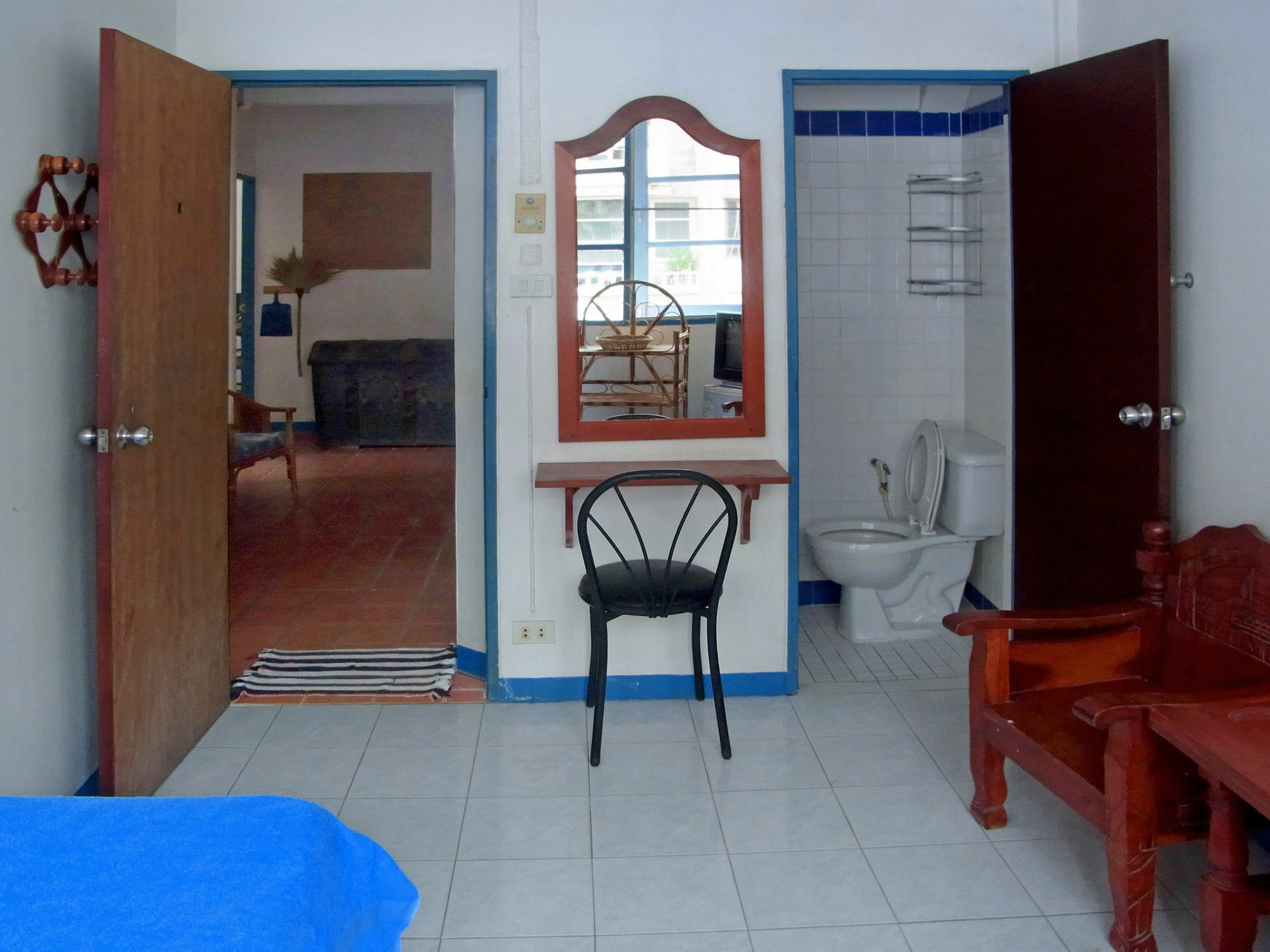 Niku Guesthouse Patong Exterior photo
